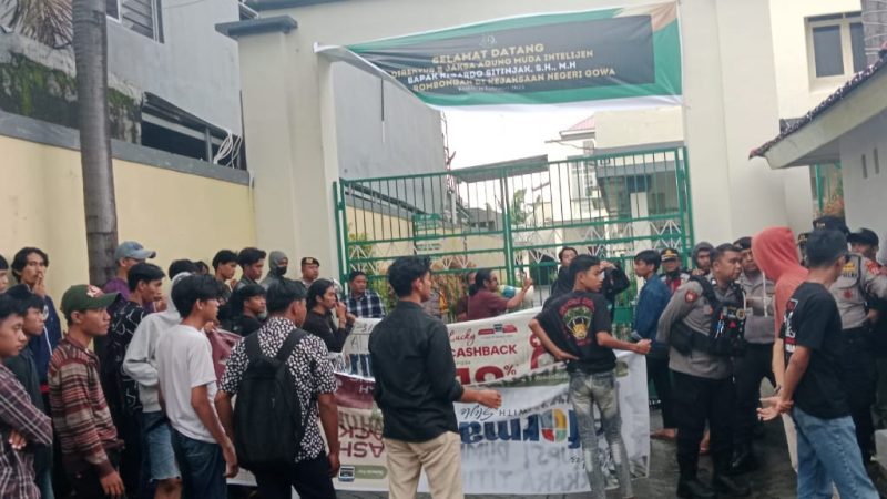 Karma Kejari: Mendesak Kajari Gowa Mengadili 121 Kepala Desa