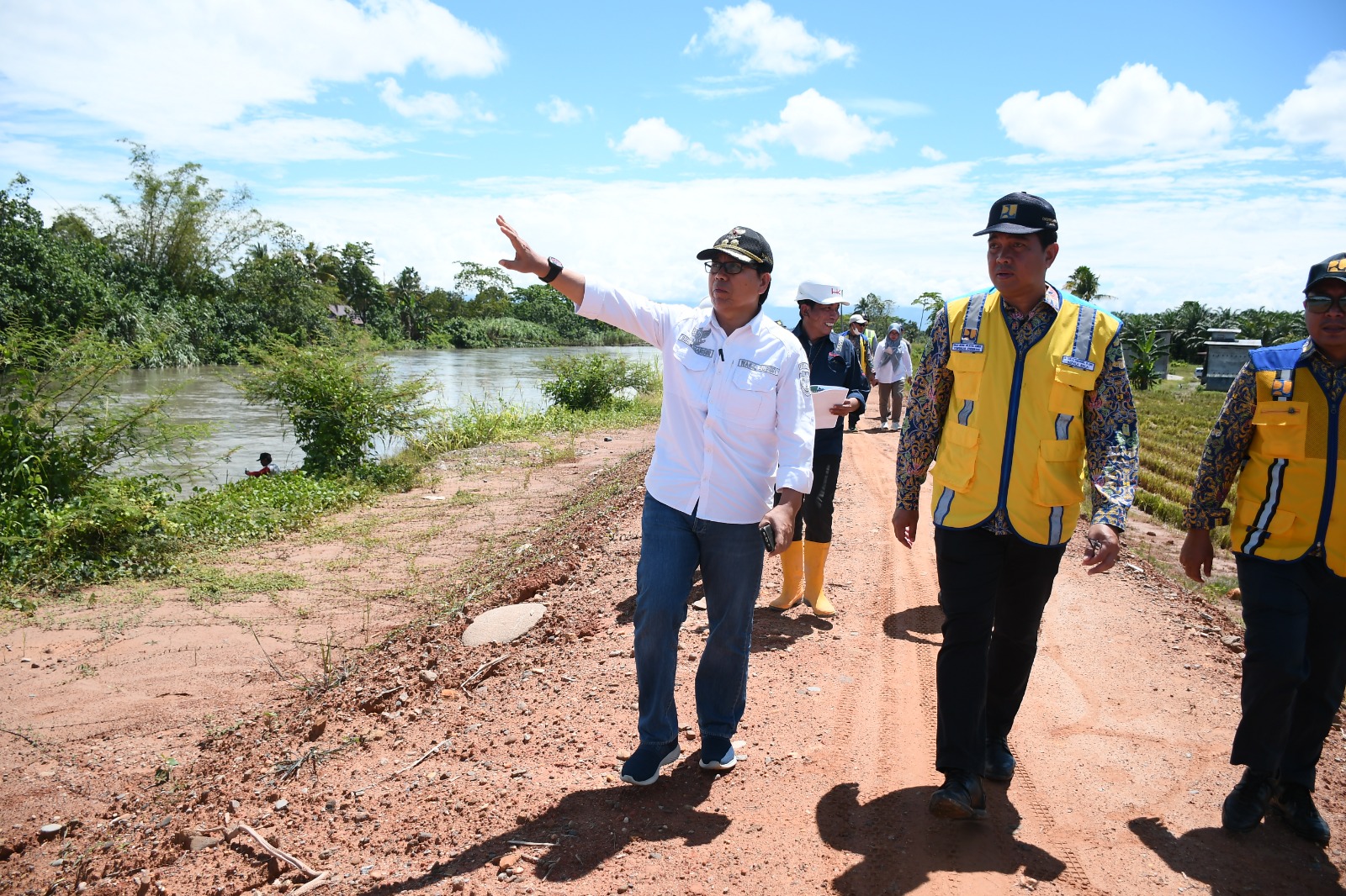 Suaib Mansyur Bersama Kepala BBWSPJ Tinjau Lokasi Luwu Utara
