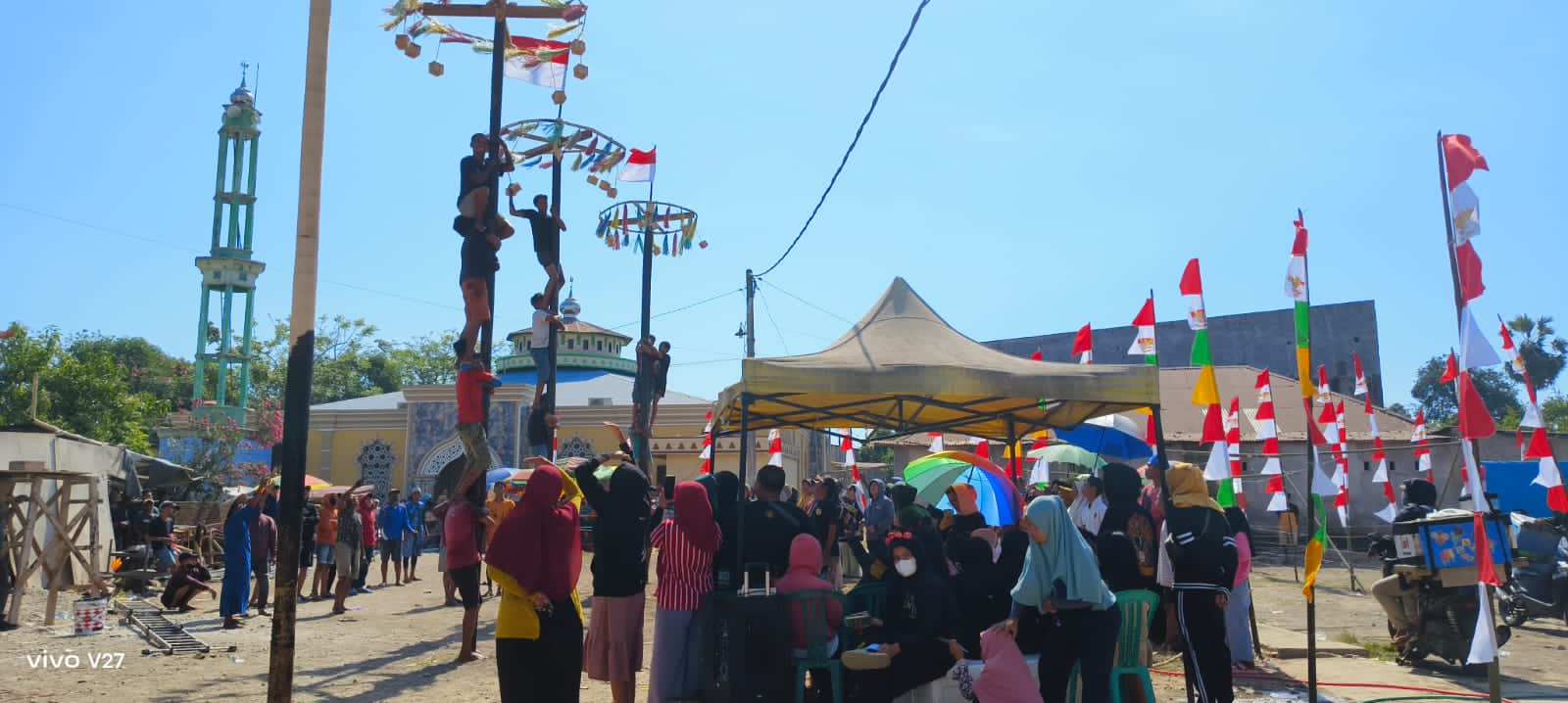 Heboh…!! HUT RI Ke 78 di Kecamatan Barombong,NRL Kosmetik Rayakan Kemerdekaan Nuansa Lokal