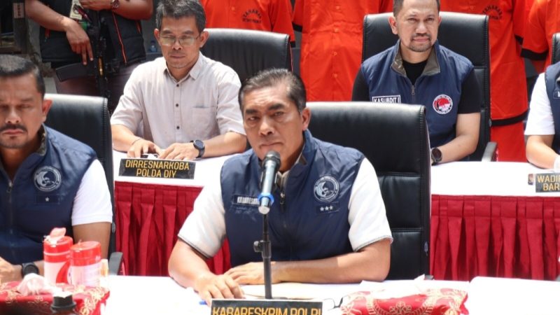 Bareskrim Bongkar Peredaran Gelap Narkoba Modus Keripik Pisang