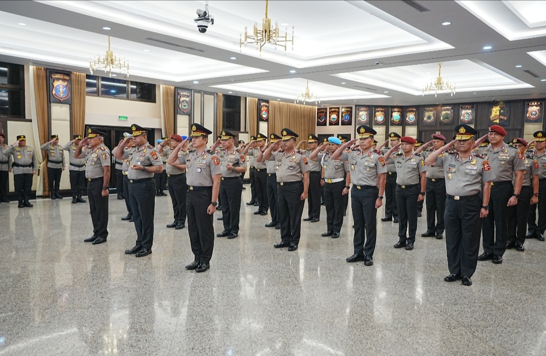 Kapolri Naikan Pangkat 45 Pati Polri, Ada Satu Polwan Jadi Jenderal