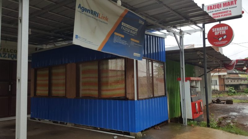 Optik Senarai Moncongloe Kab Maros,Tidak Memiliki izin Praktek Dan Tidak Punya Penanggung Jawab Dalam Hal Pengukuran Mata
