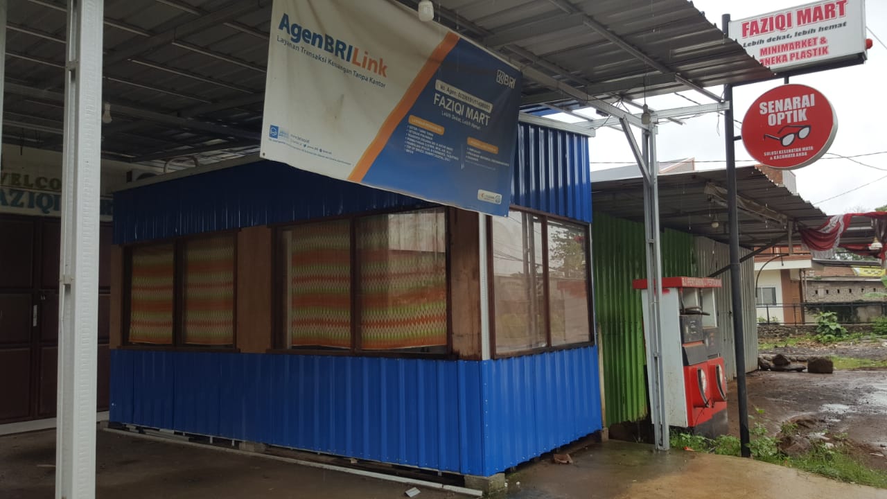 Optik Senarai Moncongloe Kab Maros,Tidak Memiliki izin Praktek Dan Tidak Punya Penanggung Jawab Dalam Hal Pengukuran Mata