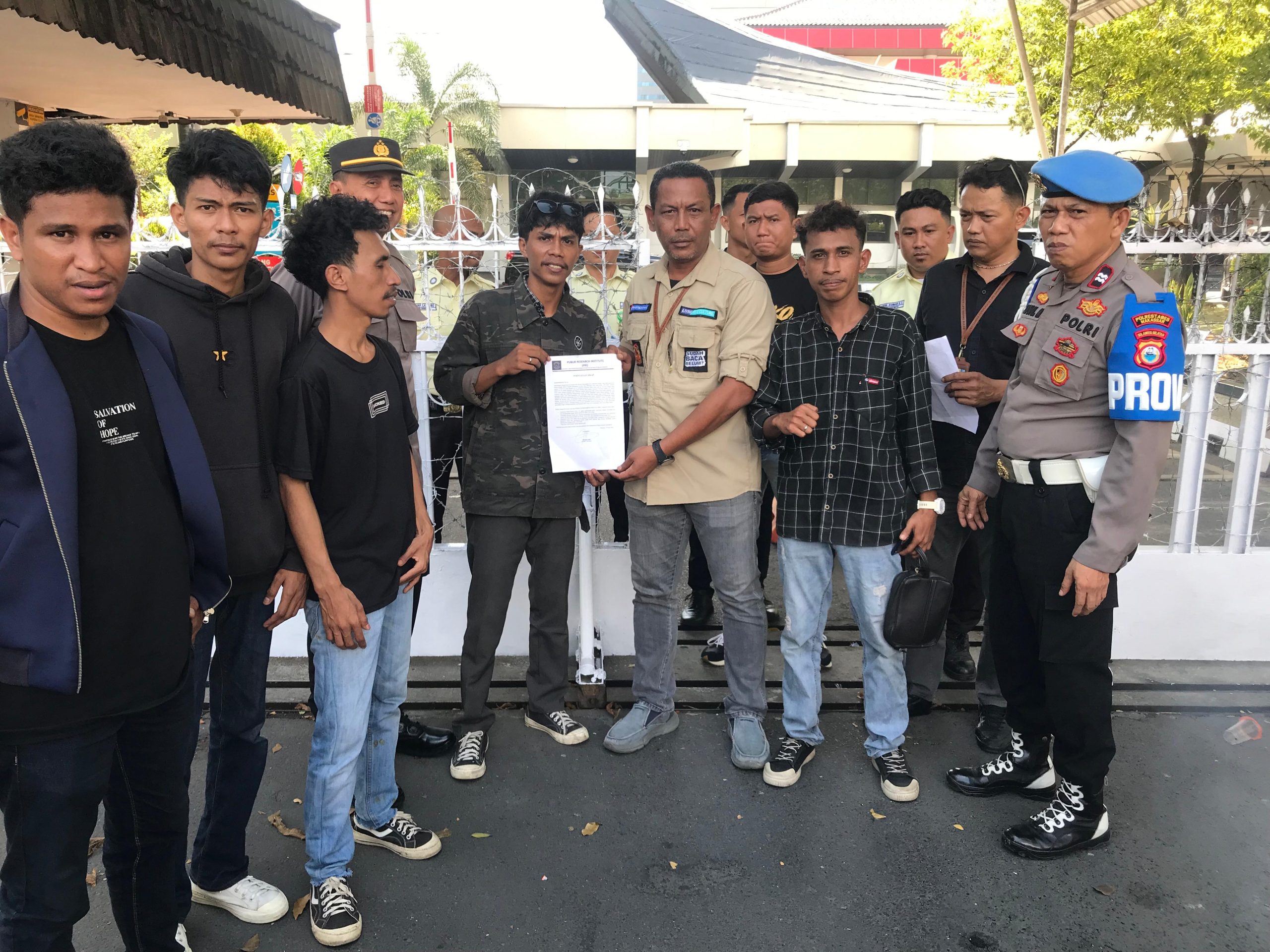 Diduga Bekerja Sama Dan Melancarkan Aksi Mafia BBM SPBU TINUMBU Dengan Nomor 7490102 dilaporkan ke Pertamina Region VII