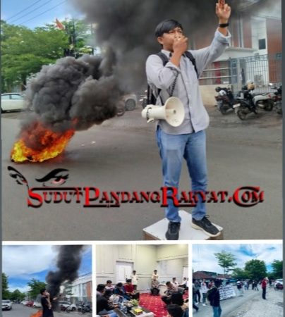 Kantor Kemenag Sulsel Digruduk Aliansi Mahasiswa dan Masyarakat Anti Korupsi (AWASKO)