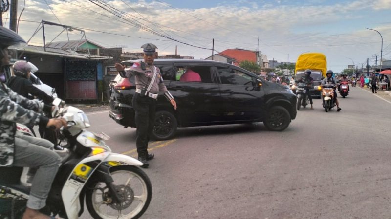 Pengaturan Lalu Lintas di Simpang 3 Panciro Depan Mesjid Nurul Jihad