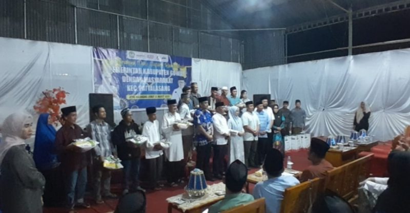 Pemerintah Kabupaten Gowa dan Kabag Ren Mewakili Polres Gowa Dalam Menghadiri Buka Puasa dan Tarawih Bersama