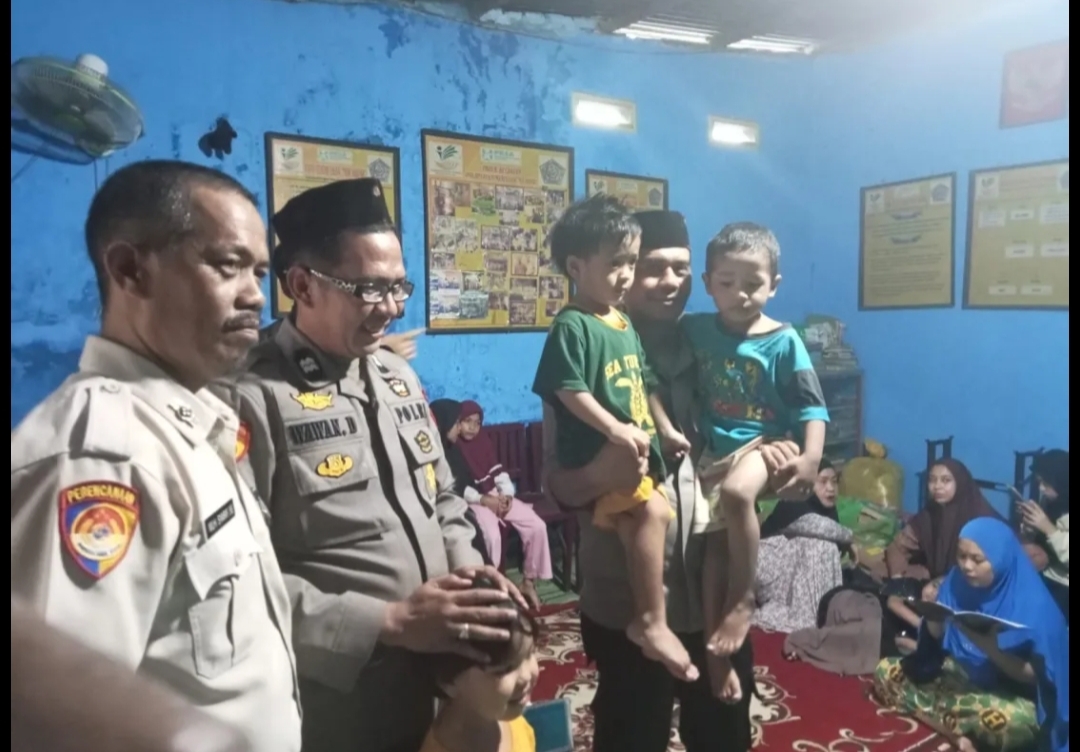 Polres Gowa dan Jajarannya Melalui Bagren Gelar Aksi Sosial Berbagi Takjil Ke Panti Asuhan Nur Akbar