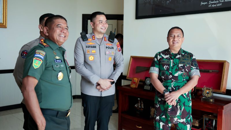 Kapolres Gowa Lakukan Kunjungan Silaturahmi ke Divisi Infanteri 3 Kostrad Pakatto