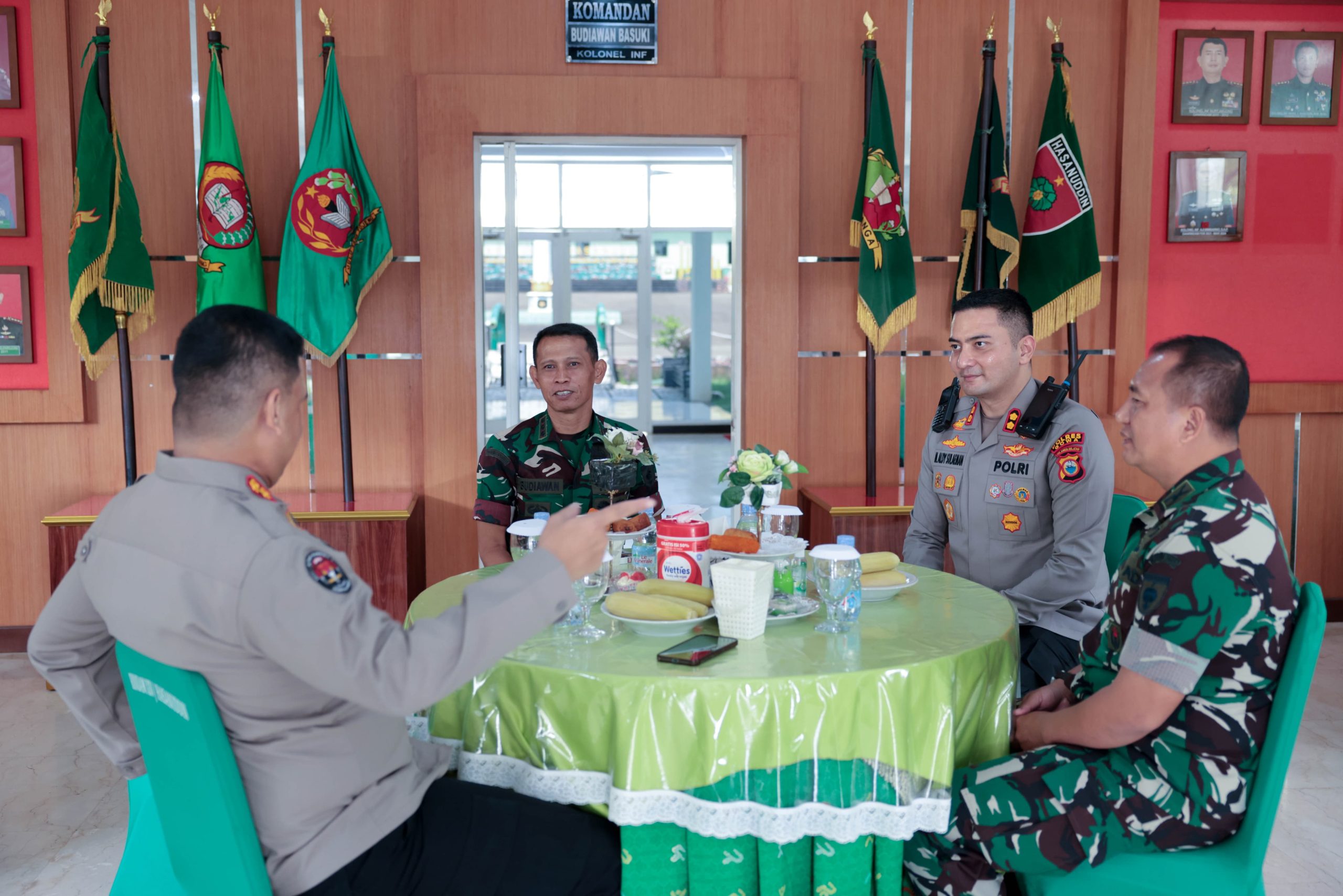 Sehari Menjabat, Kapolres Gowa Lakukan Kunjungan Silaturahmi ke Rindam XIV/Hasanuddin