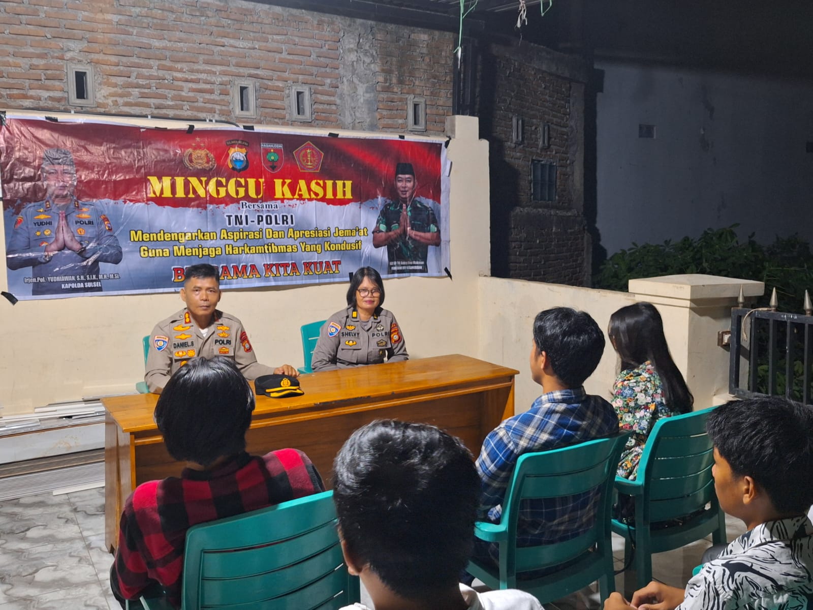 Tim Minggu Kasih Kembali Sambangi Jemaat Gereja Toraja Lanraki