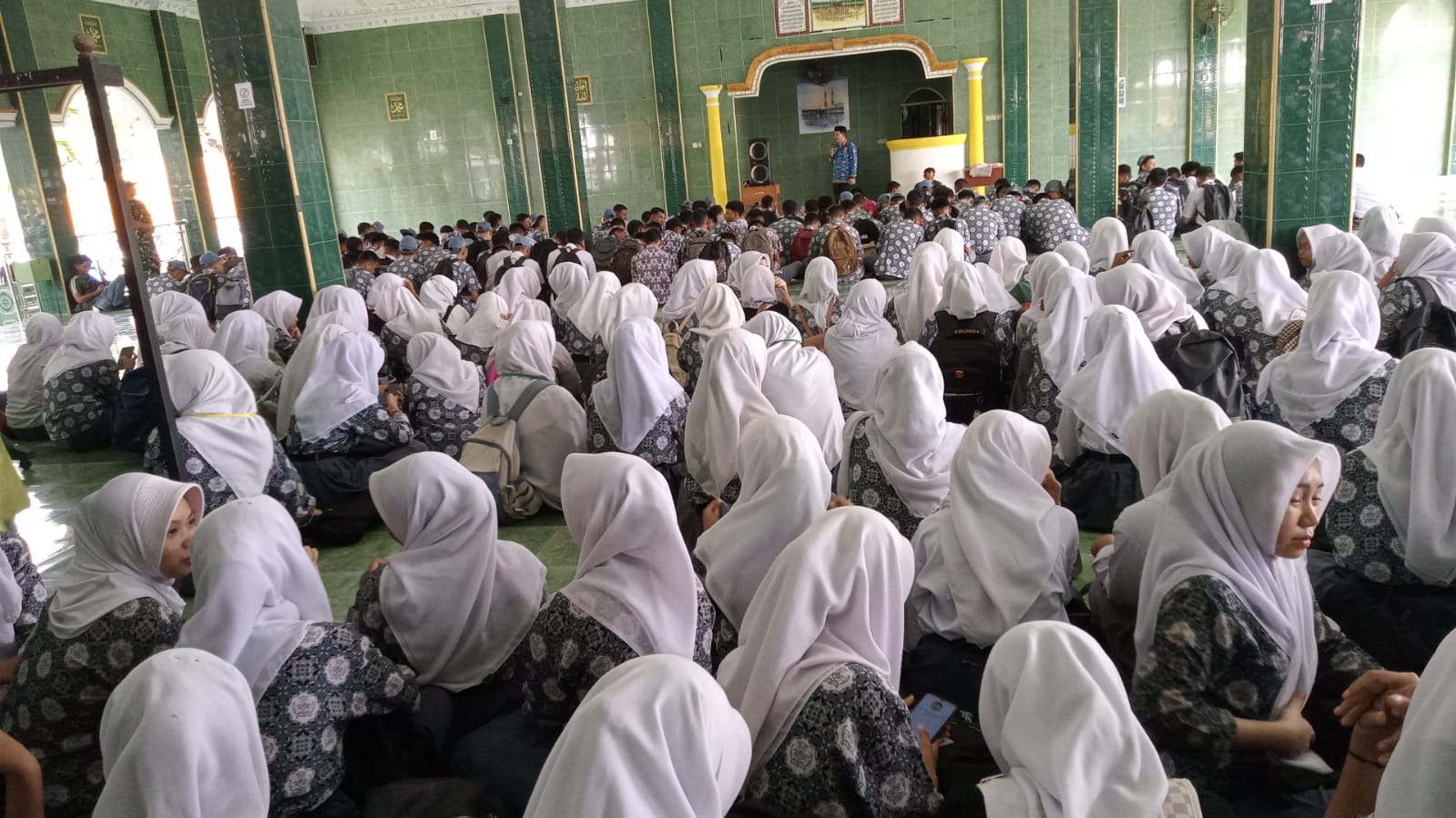 Kapolsek Bajeng Memberikan Pengarahan Tentang Kamtibmas,di SMAN 2 Gowa Bajeng