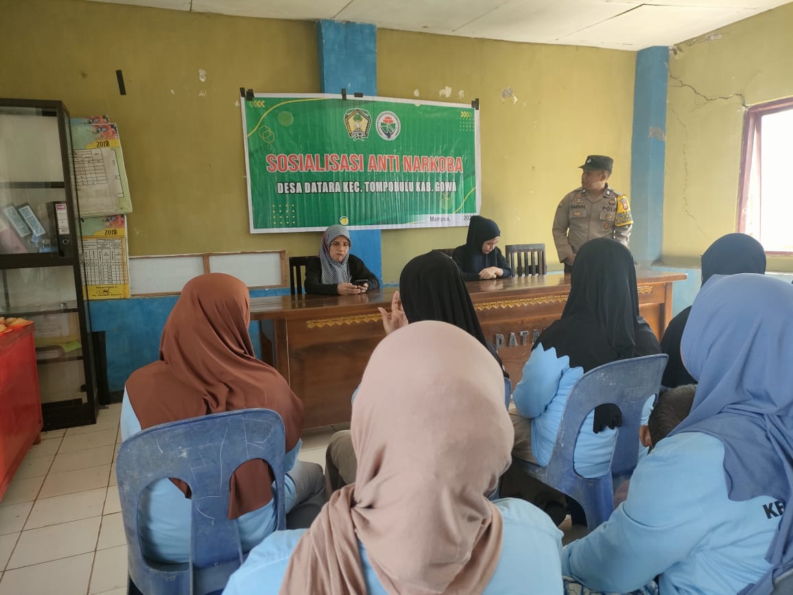 Bhabinkamtibmas Desa Datara Gelar Sosialisasi Bahaya Narkoba di Desa Binaannya