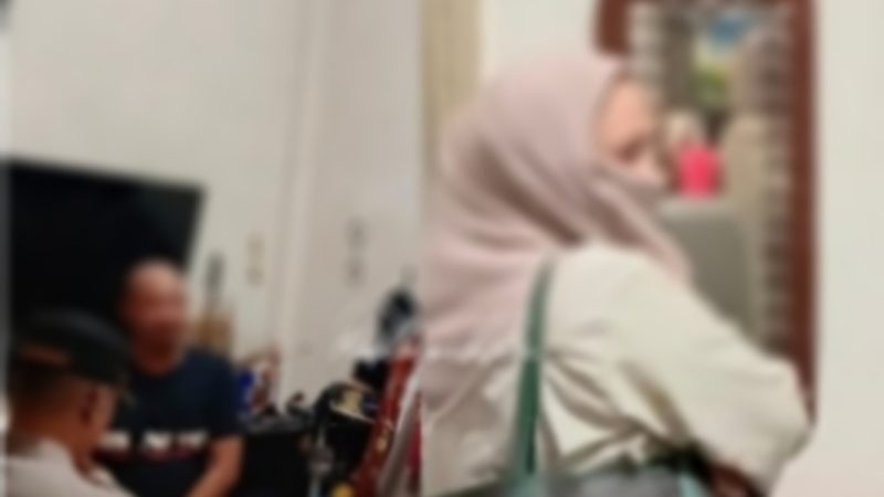 Geger Kedapatan Selingkuh Dengan Istri Orang,Oknum Polisi Saat Digerebek Paminal Polres Gowa