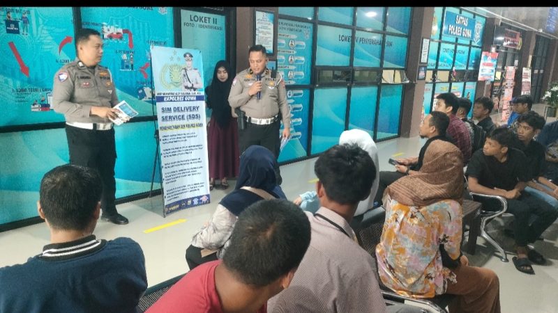 Kanit Regident Polres Gowa Kembali Sosialisasikan Inovasi SIM Delivevery Service
