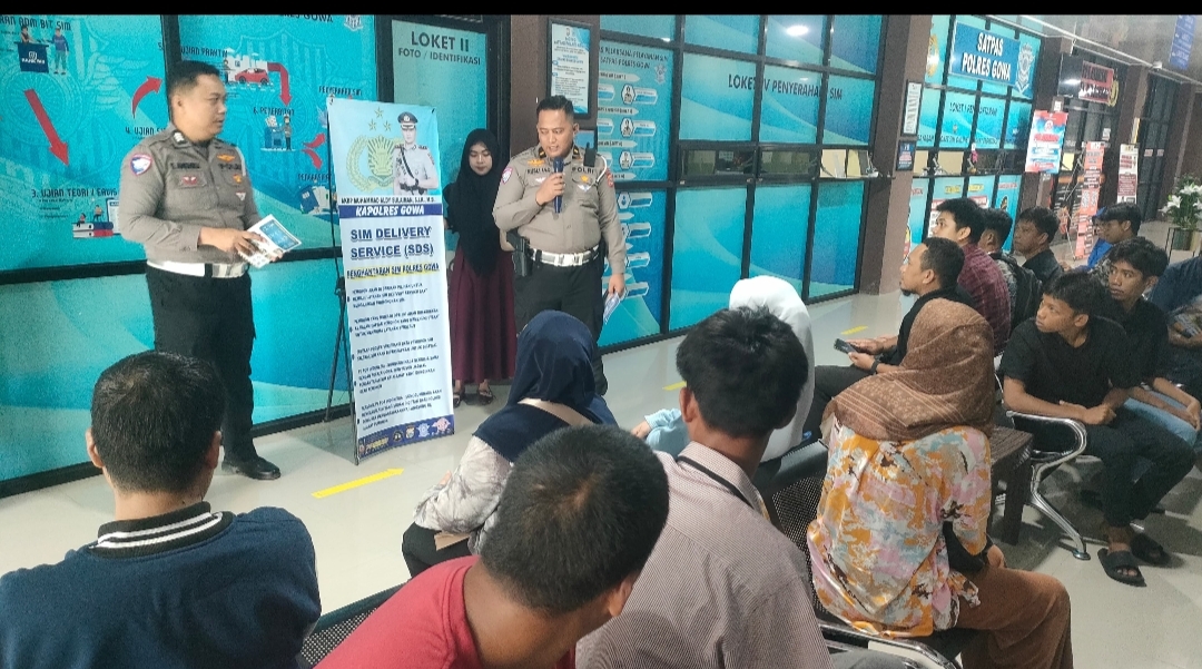 Kanit Regident Polres Gowa Kembali Sosialisasikan Inovasi SIM Delivevery Service