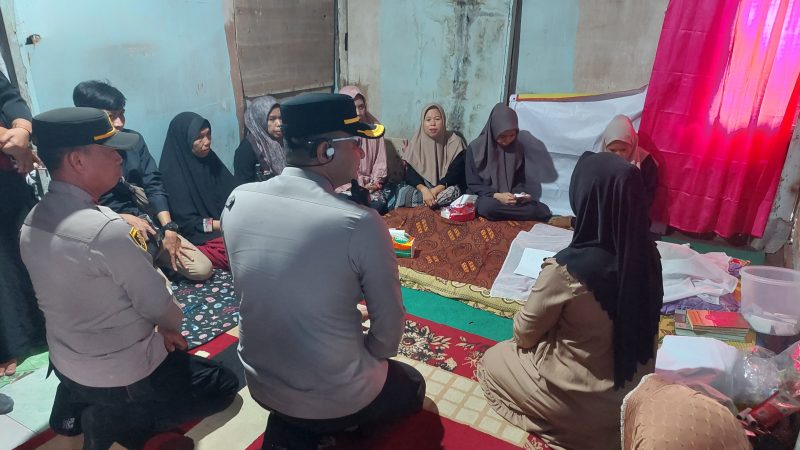 Kapolres Gowa Melayat ke Rumah Duka Ibu Kartini, Penerima Program Bedah Rumah Sinergitas Kamtibmas