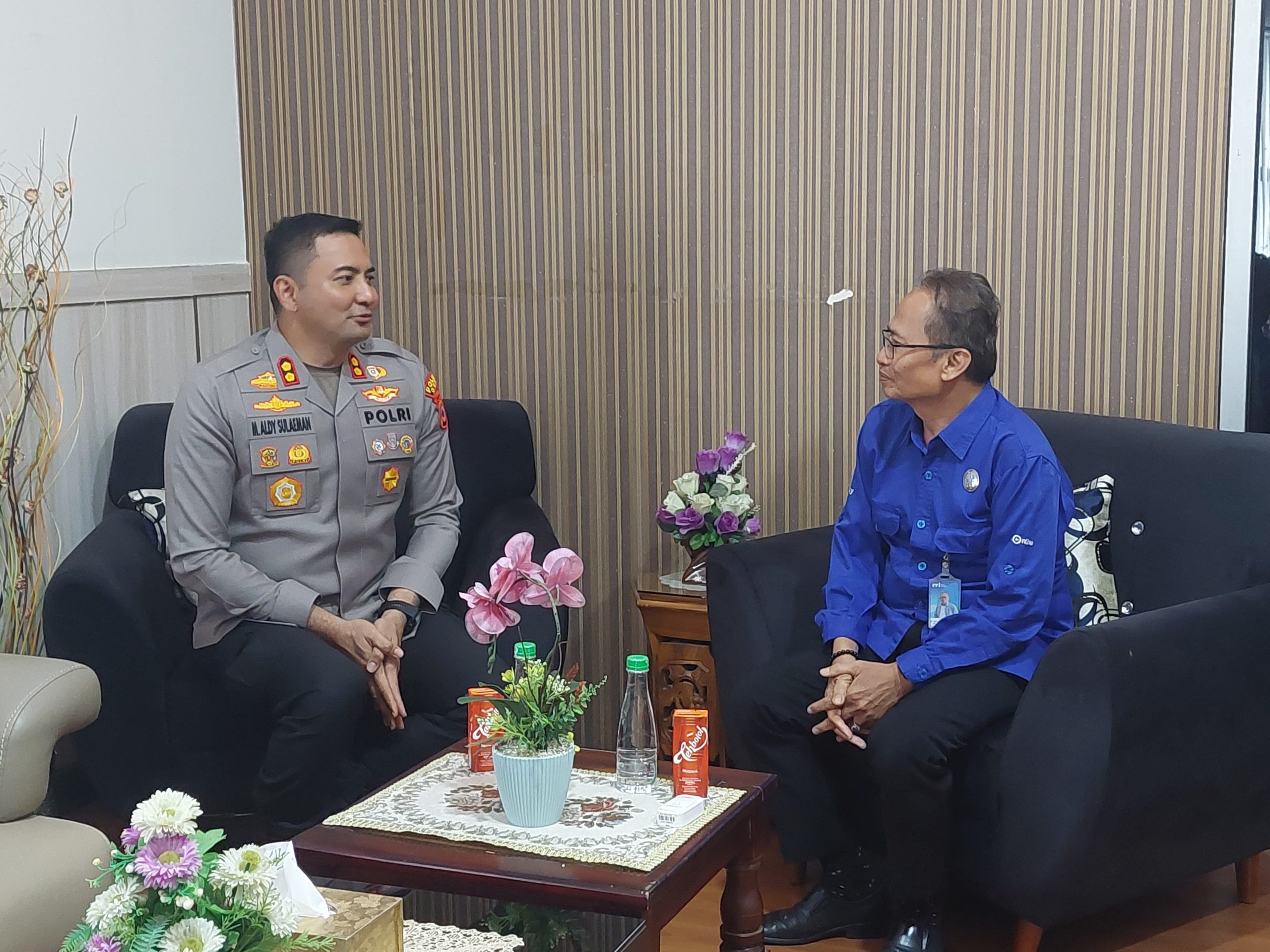 Kapolres Gowa Hadiri Siaran RRI Pro 1 Makassar, Bahas Sinergitas Wujudkan Gowa Aman