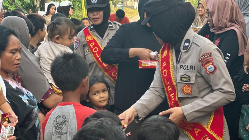 Program “Polwan Sahabat Masyarakat”, Polres Gowa Gelar Patroli Rutin dan Berbagi di Desa Taeng