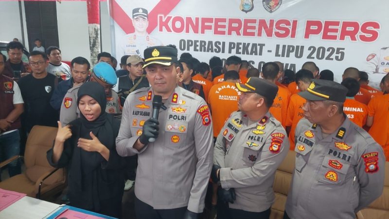 Kapolres Gowa Pimpin Konferensi Pers Hasil Operasi Pekat Lipu 2025: 270 Tersangka Diamankan