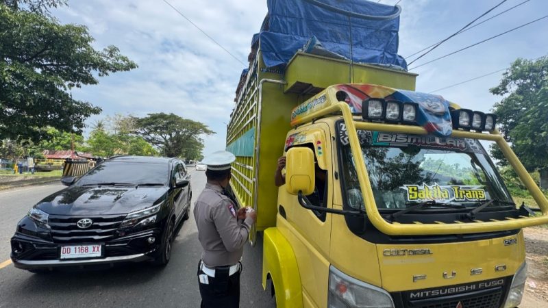 Demi Keselamatan Dan Kelancaran Lalu Lintas, Satlantas Polres Gowa Gelar Operasi Over Dimension dan OverLoad (ODOL)