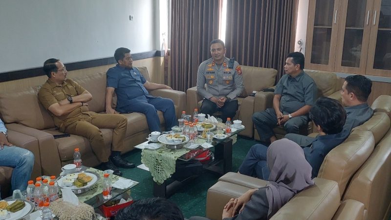 Perkuat Sinergi Lintas Lembaga, Kapolres Gowa Jalin Silaturahmi dengan Ketua DPRD