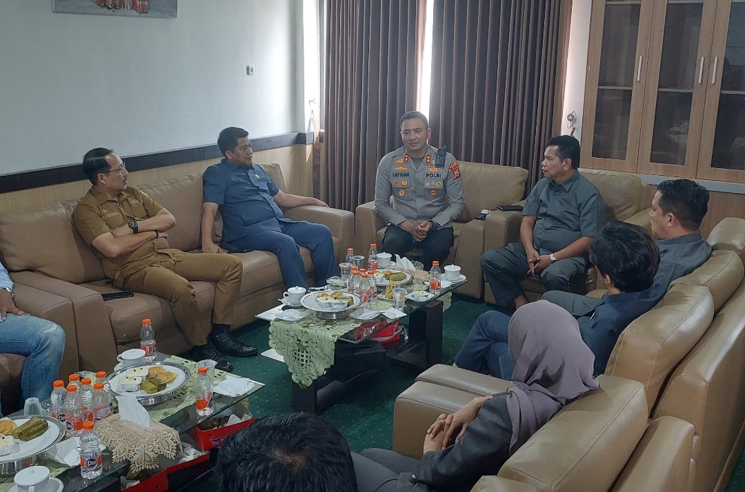 Perkuat Sinergi Lintas Lembaga, Kapolres Gowa Jalin Silaturahmi dengan Ketua DPRD