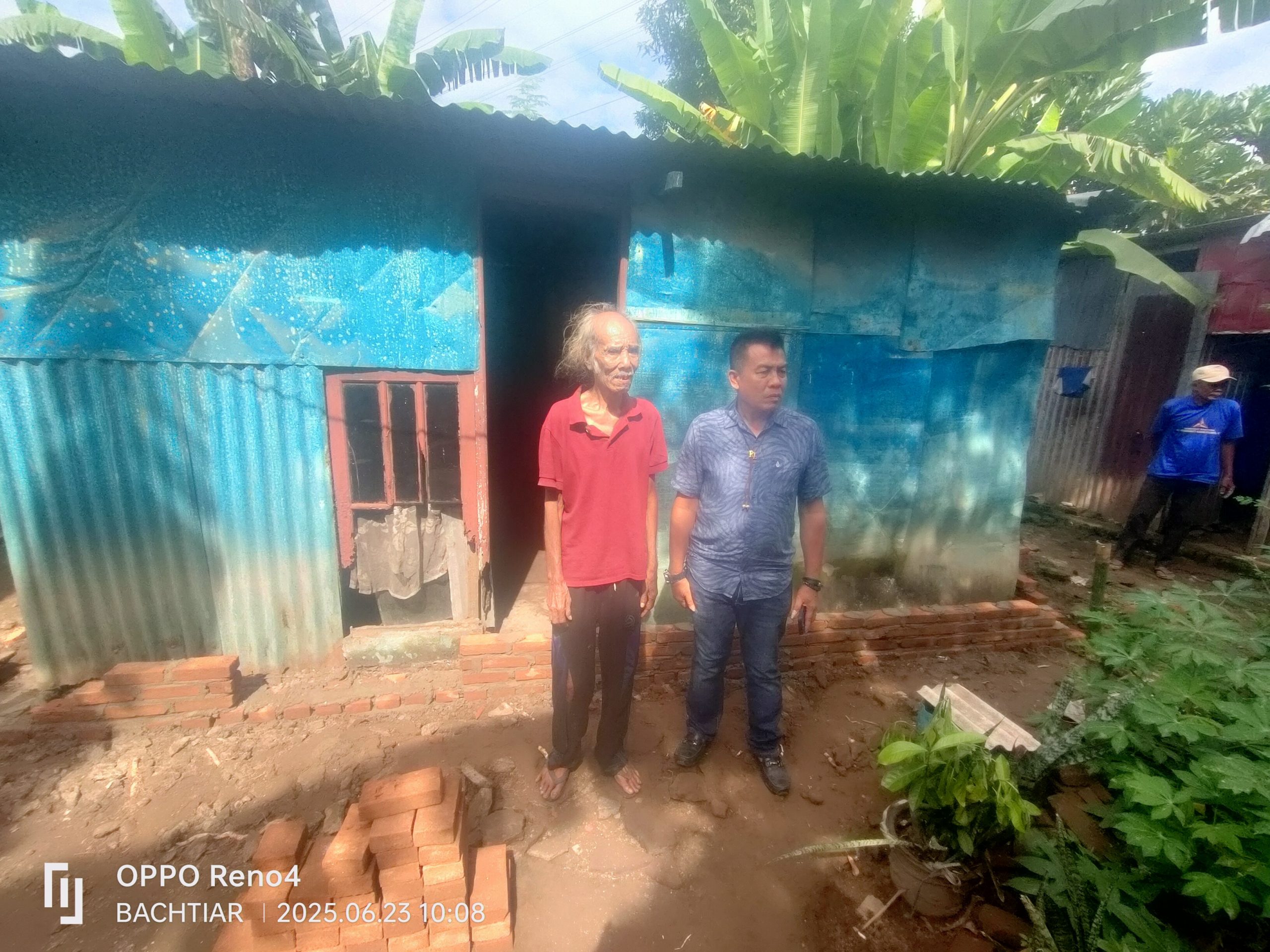 Masyarakat Pangkabinanga Mengapresiasi Atas Bedah Rumah yang Dilakukan Ramli Lallo
