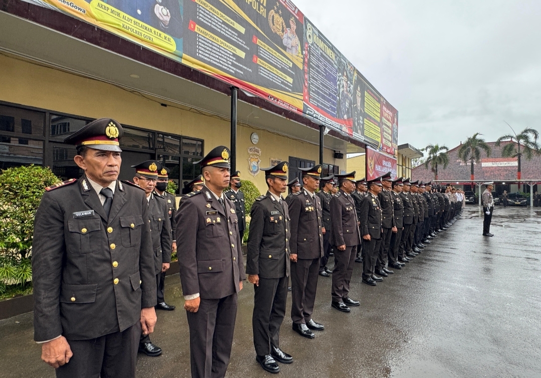 Meski Diguyur Hujan, Polres Gowa Gelar Upacara Khidmat Peringatan Hari Lahir Pancasila