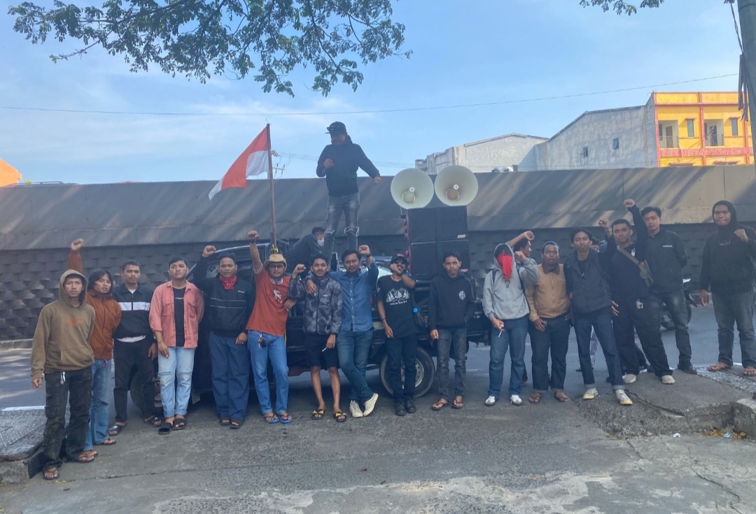 Aksi Jilid II yang Dilakukan Aliansi Masyarakat Pemerhati Keadilan (AMPK) di Pengadilan Tinggi Makassar