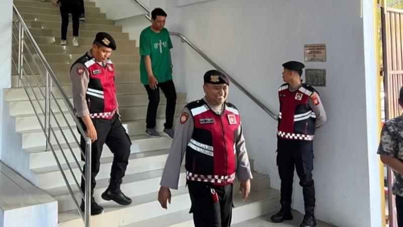 Perintis Presisi Samapta Polres Gowa Patroli ke Sejumlah Gereja Demi Menjaga Kekhusyukan Ibadah