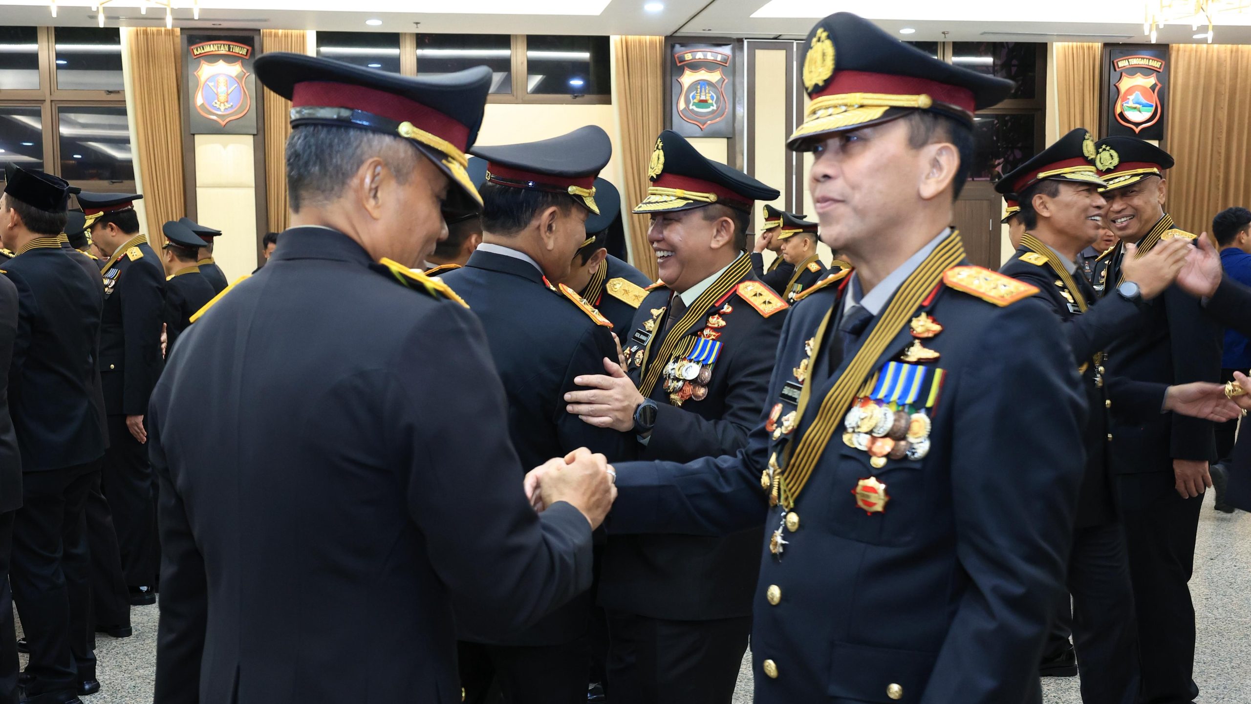 Kapolri Anugrahi Kapolda Sulteng Terima Tanda Kehormatan Bintang Bhayangkara Pratama&nbsp;