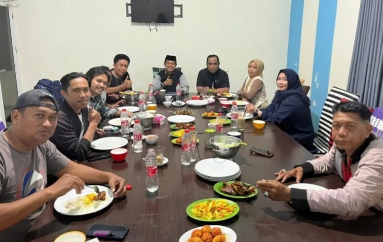 Menuju Kedepan Untuk Sukses Bagi PT Poros Rakyat Multi Utama, yang Mengadakan Rakat Kerja