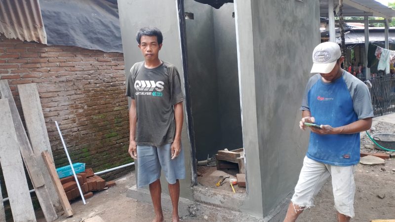 Program SPAL‑S bantuan WC Warga Pannyangkalang Terima Sebanyak 30 unit