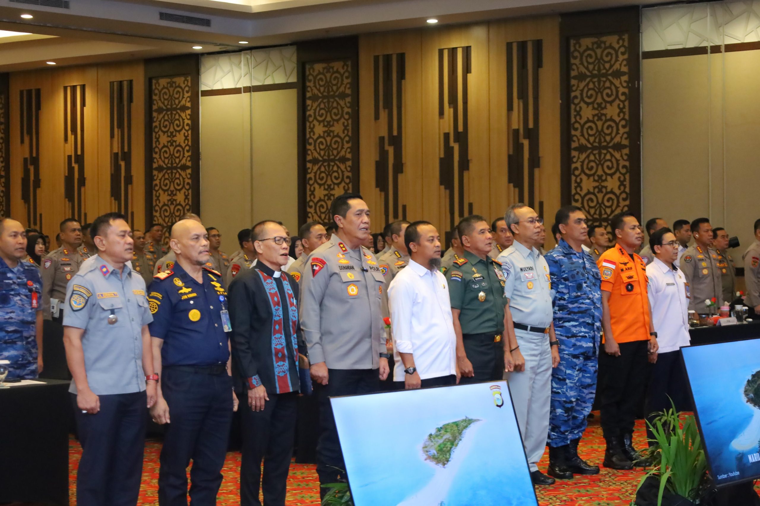 Kapolda Sulsel Pimpin Rakor Lintas Sektoral 2025, Tegaskan Kesiapan Ops Lilin-2025