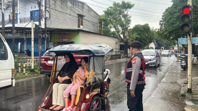 Hadir untuk Masyarakat, Unit Turjawali Samapta Polres Gowa Ciptakan Lalu Lintas Aman dan Tertib di Pagi Hari