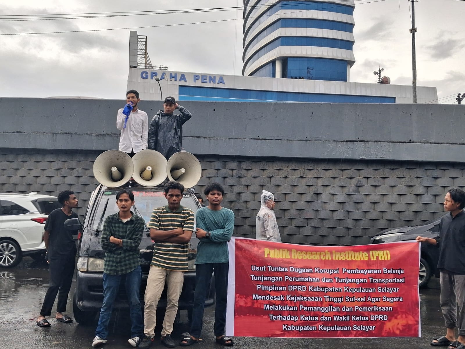 Aksi di Kejati Sulsel, PRI Desak Pemeriksaan Ketua dan Wakil Ketua DPRD Selayar