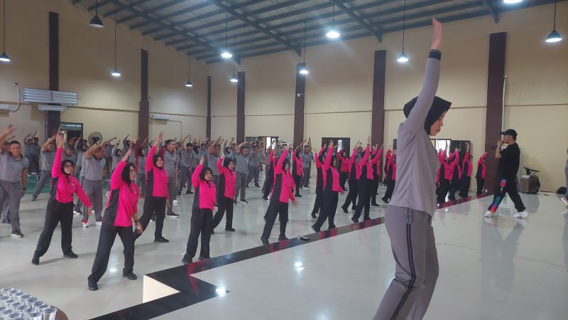 Jaga Kebugaran dan Kekompakan, Polres Gowa Gelar Olahraga Pagi Bersama